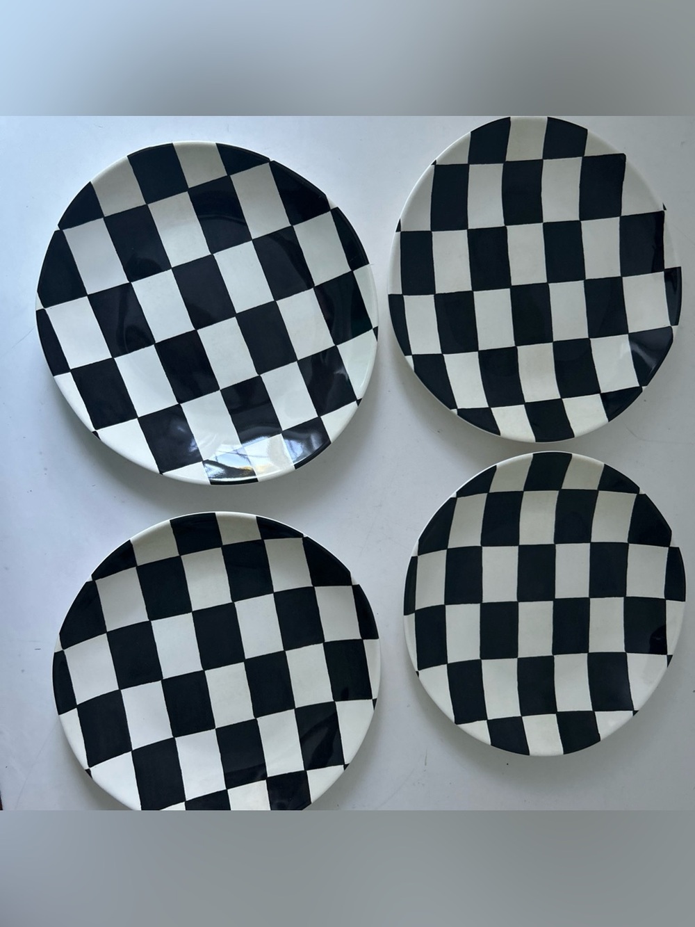Set of 4 Checkered Salad Plates 9” Melamine Black & White Timeless Design NEW